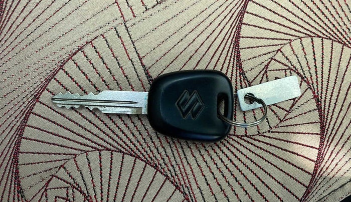 2017 Maruti Alto K10 VXI, Petrol, Manual, 25,815 km, Key Close Up