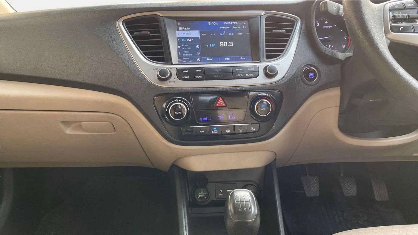 2019 Hyundai Verna 1.6 VTVT SX, Petrol, Manual, 64,183 km, Air Conditioner