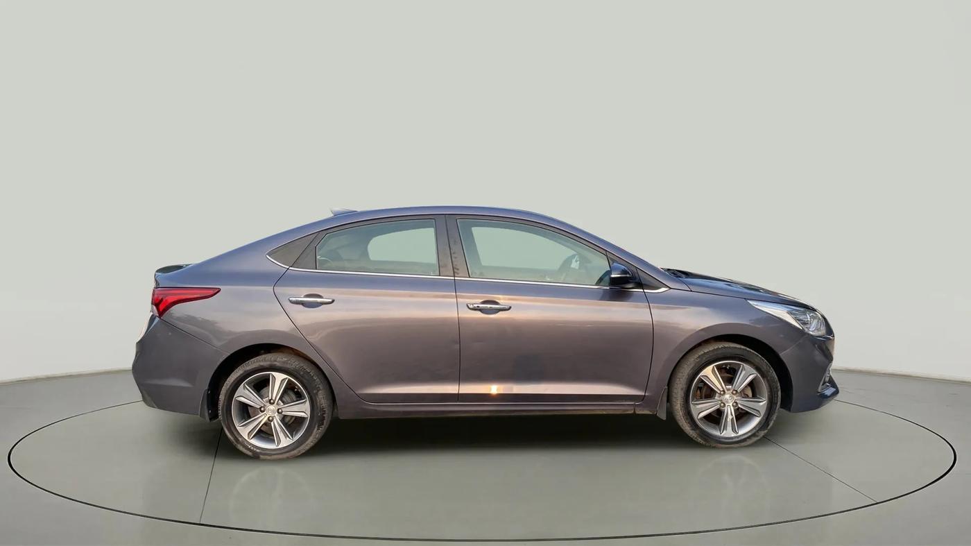2019 Hyundai Verna 1.6 VTVT SX, Petrol, Manual, 64,183 km, Right Side View