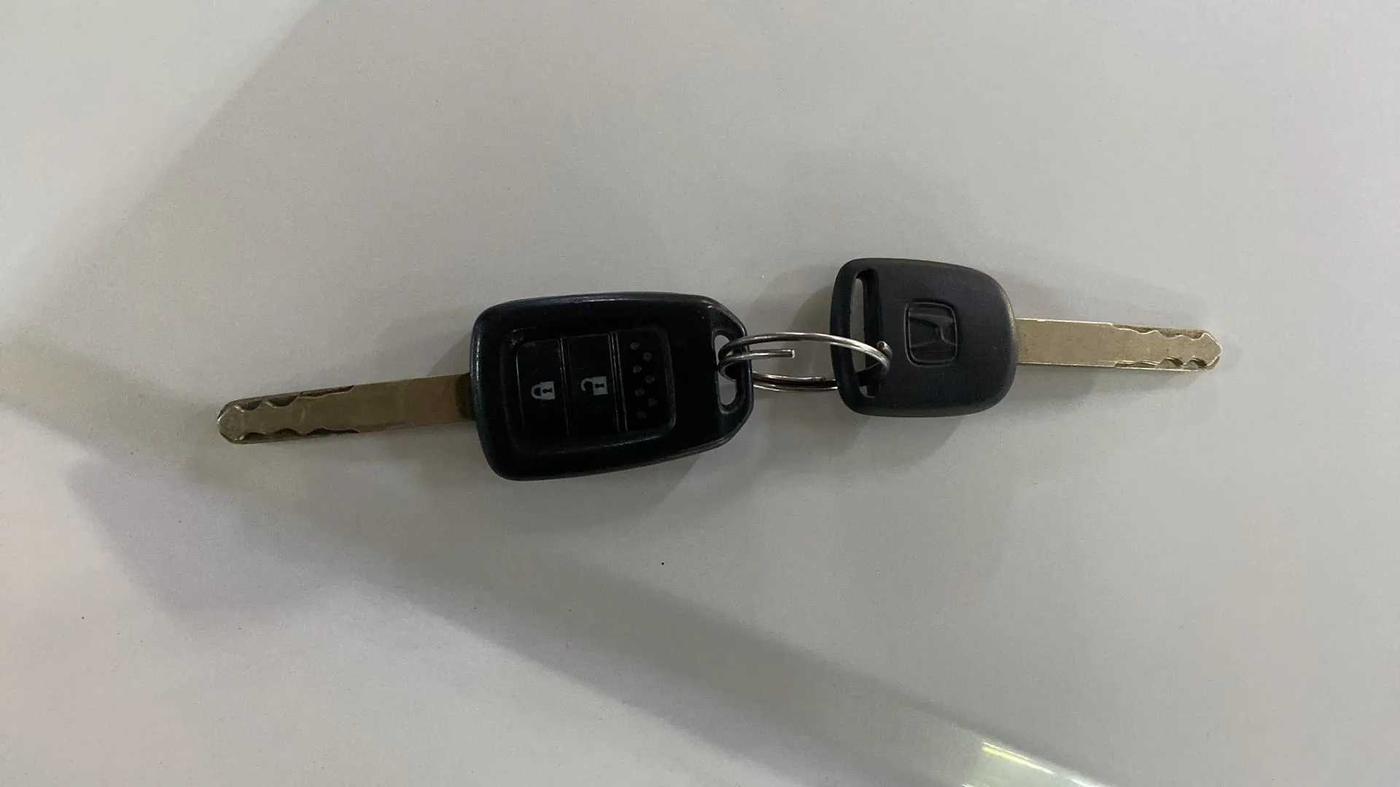 2018 Honda WR-V 1.2L I-VTEC S MT, Petrol, Manual, 44,671 km, Key Close Up