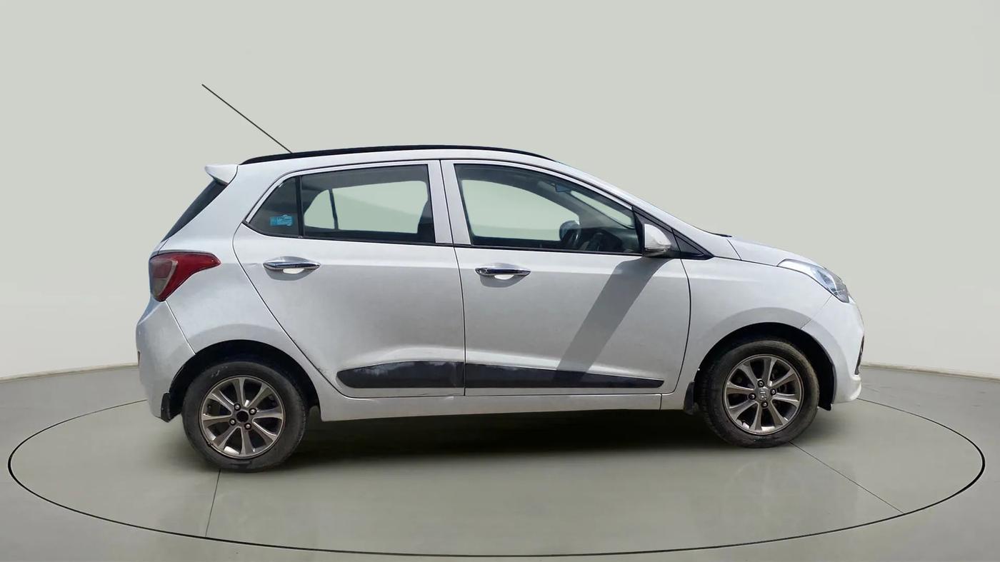2016 Hyundai Grand i10 ASTA (O) AT 1.2 KAPPA VTVT, Petrol, Automatic, 94,705 km, Right Side