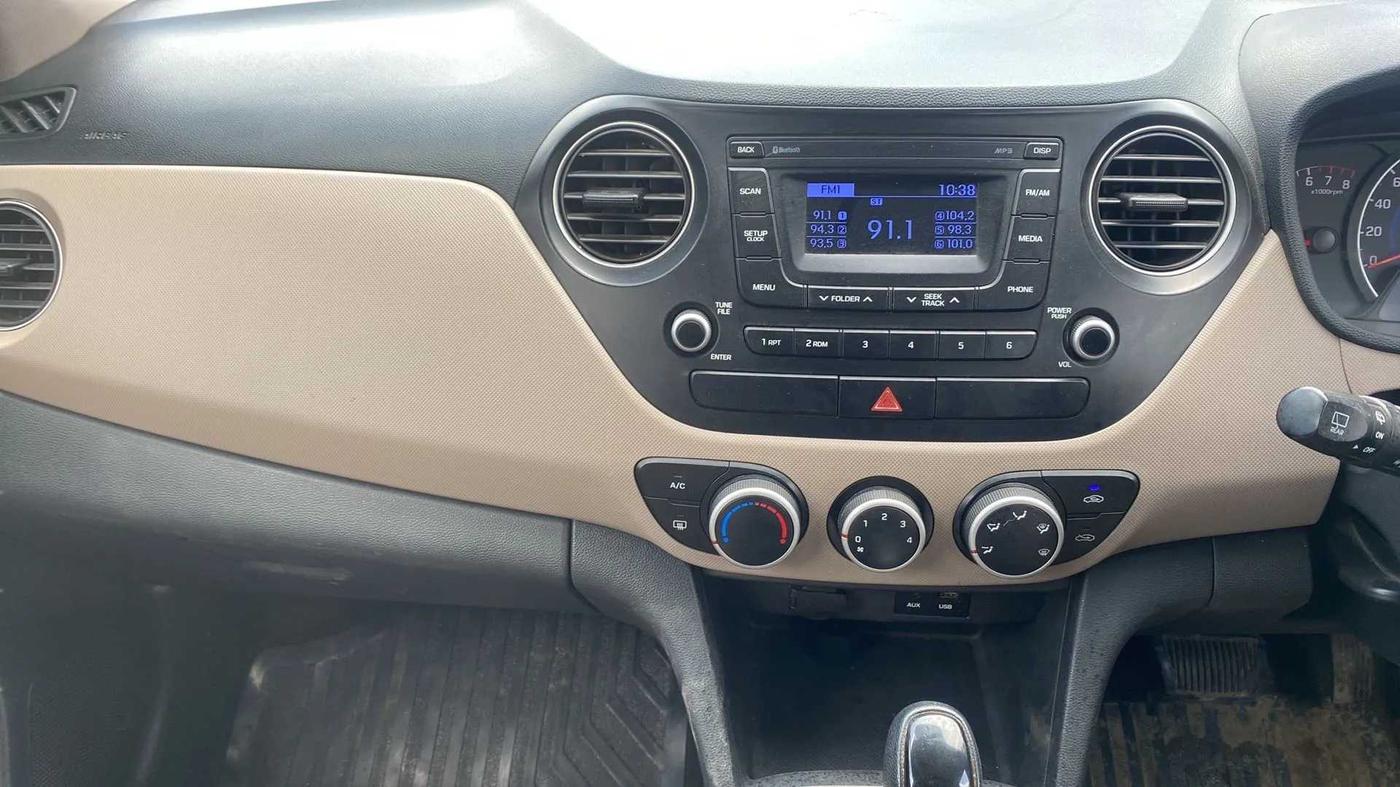2016 Hyundai Grand i10 ASTA (O) AT 1.2 KAPPA VTVT, Petrol, Automatic, 94,705 km, Air Conditioner