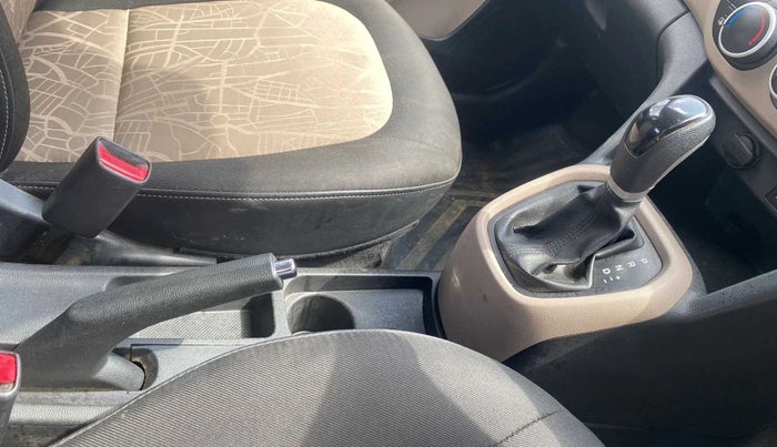 2016 Hyundai Grand i10 ASTA (O) AT 1.2 KAPPA VTVT, Petrol, Automatic, 94,705 km, Gear Lever
