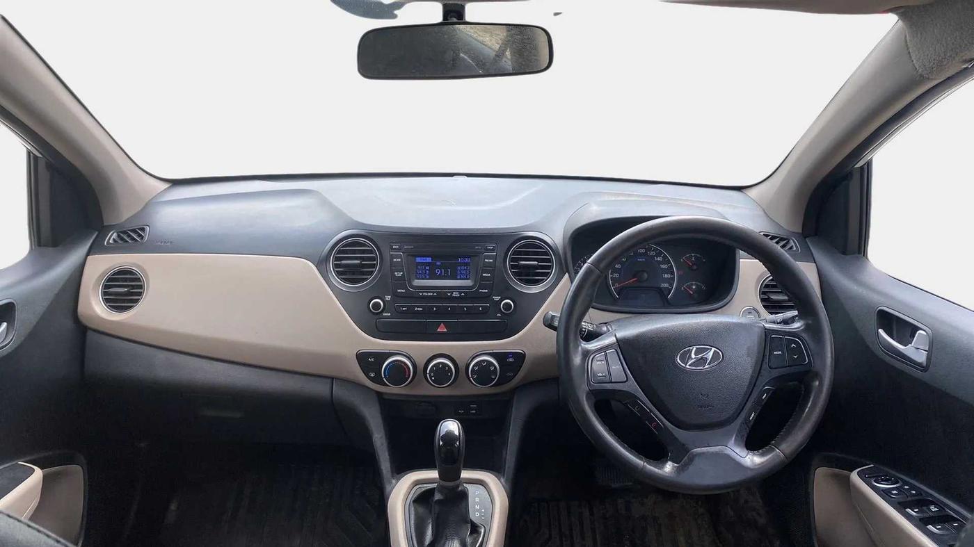 2016 Hyundai Grand i10 ASTA (O) AT 1.2 KAPPA VTVT, Petrol, Automatic, 94,705 km, Dashboard