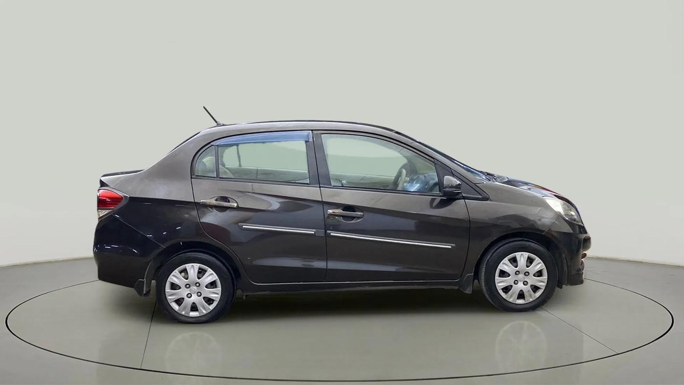 2015 Honda Amaze 1.2L I-VTEC SX, Petrol, Manual, 1,21,870 km, Right Side View