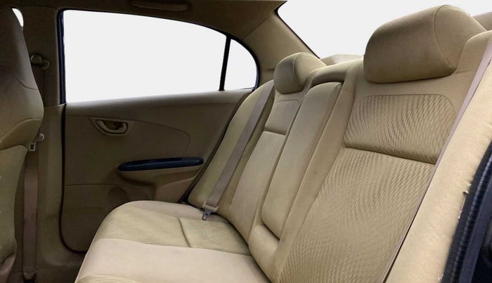2015 Honda Amaze 1.2L I-VTEC SX, Petrol, Manual, 1,21,870 km, Right Side Rear Door Cabin
