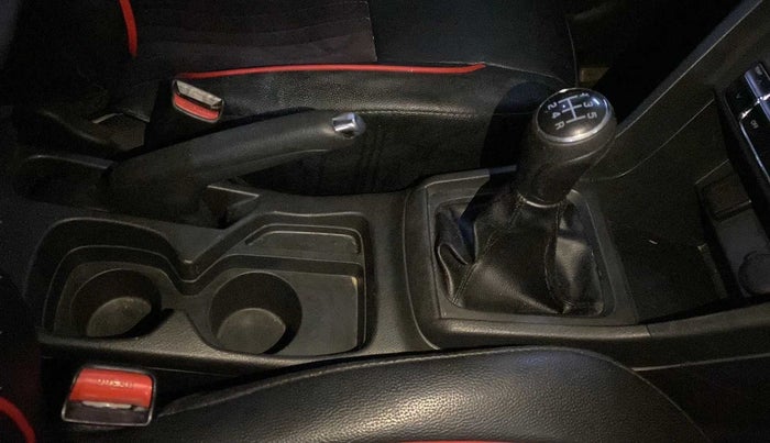 2016 Maruti Vitara Brezza ZDI PLUS DUAL TONE, Diesel, Manual, 87,226 km, Gear Lever