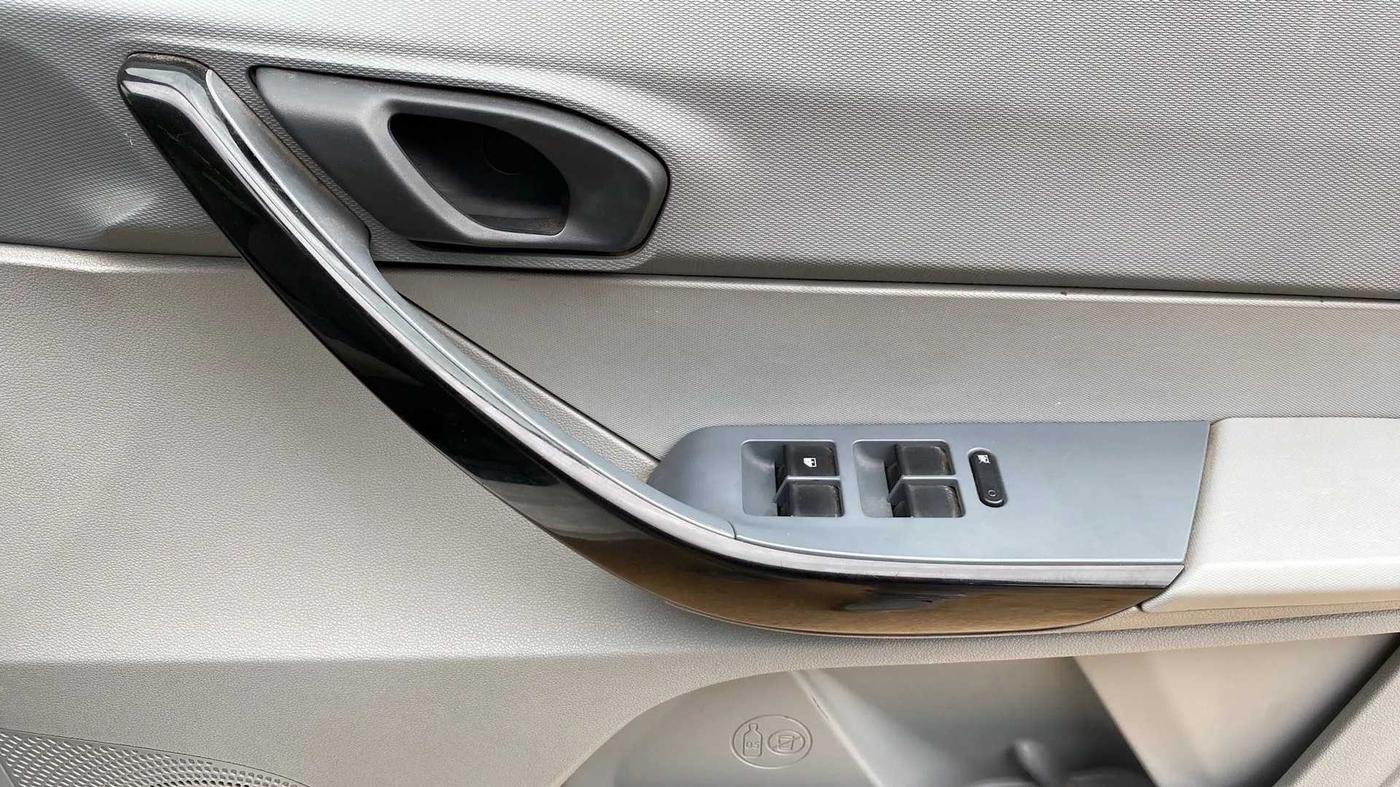2021 Tata TIGOR XM PETROL, Petrol, Manual, 28,883 km, Driver Side Door Panels Control