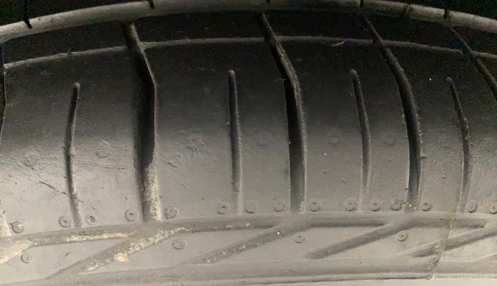 2020 Tata NEXON XMA SUNROOF PETROL, Petrol, Automatic, 35,727 km, Left Rear Tyre Tread