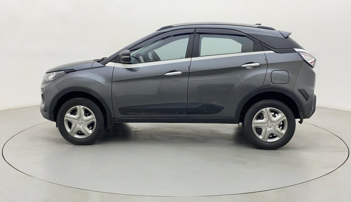 2020 Tata NEXON XMA SUNROOF PETROL, Petrol, Automatic, 35,727 km, Left Side