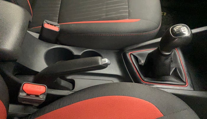 2018 Hyundai Elite i20 ASTA 1.2 DUAL TONE, Petrol, Manual, 52,661 km, Gear Lever