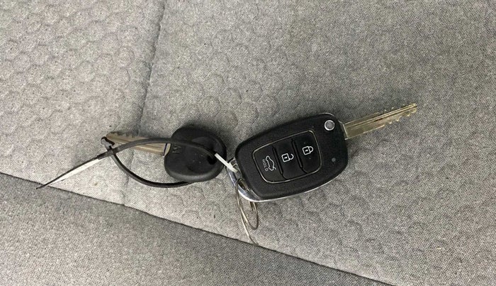 2021 Hyundai GRAND I10 NIOS MAGNA 1.2 KAPPA VTVT, Petrol, Manual, 14,307 km, Key Close Up