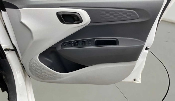 2021 Hyundai GRAND I10 NIOS MAGNA 1.2 KAPPA VTVT, Petrol, Manual, 14,307 km, Driver Side Door Panels Control