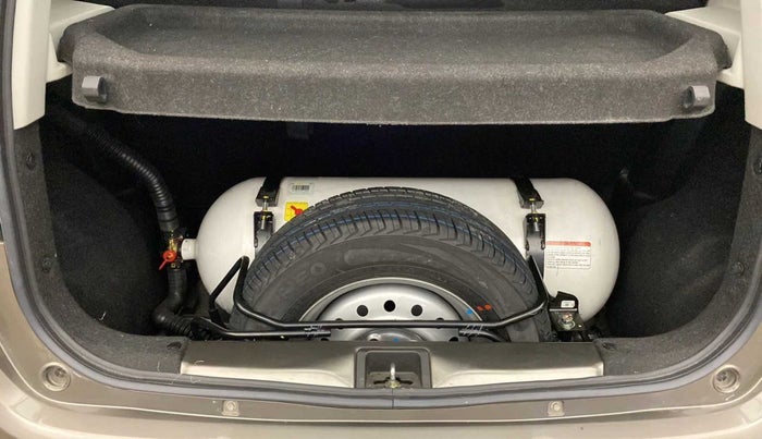2022 Maruti New Wagon-R LXI CNG 1.0, CNG, Manual, 26,066 km, Boot Inside