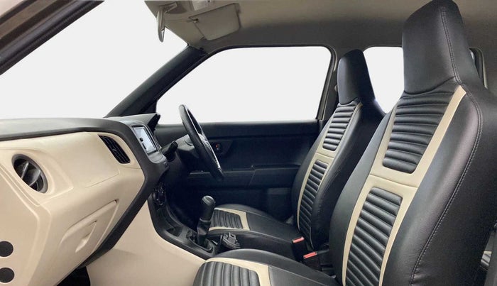 2022 Maruti New Wagon-R LXI CNG 1.0, CNG, Manual, 26,066 km, Right Side Front Door Cabin