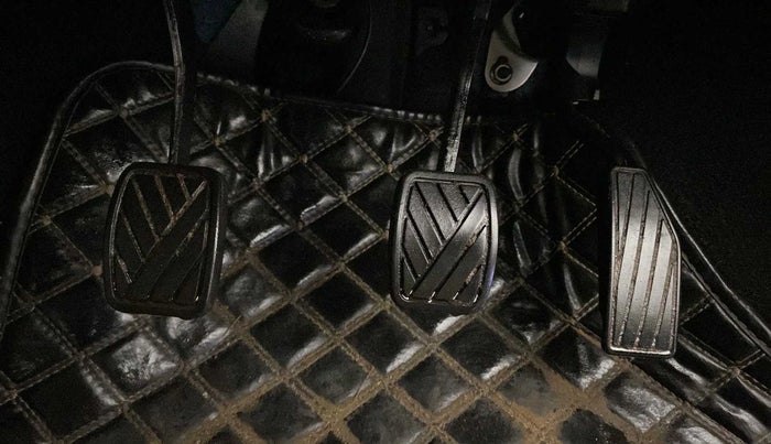 2022 Maruti New Wagon-R LXI CNG 1.0, CNG, Manual, 26,066 km, Pedals