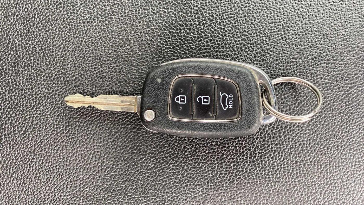 2017 Hyundai Elite i20 SPORTZ 1.2, Petrol, Manual, 66,871 km, Key Close Up