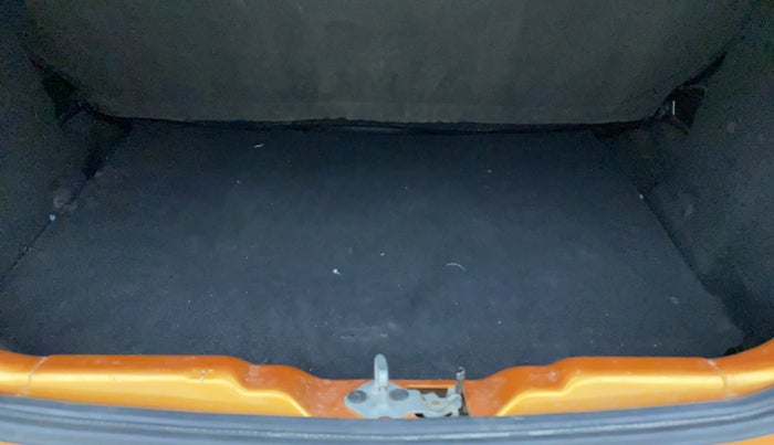 2018 Tata Tiago XZ PETROL, Petrol, Manual, 39,850 km, Boot Inside