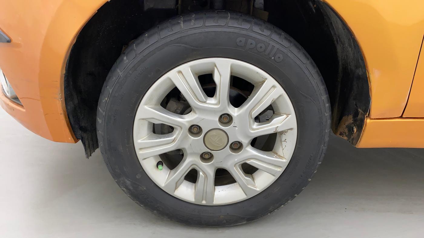 2018 Tata Tiago XZ PETROL, Petrol, Manual, 39,850 km, Left Front Wheel