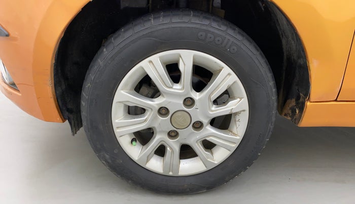 2018 Tata Tiago XZ PETROL, Petrol, Manual, 39,850 km, Left Front Wheel