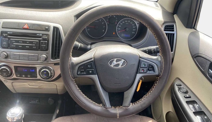 2014 Hyundai i20 SPORTZ 1.2, Petrol, Manual, 64,059 km, Steering Wheel Close Up