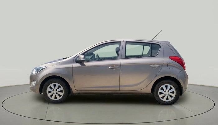 2014 Hyundai i20 SPORTZ 1.2, Petrol, Manual, 64,059 km, Left Side