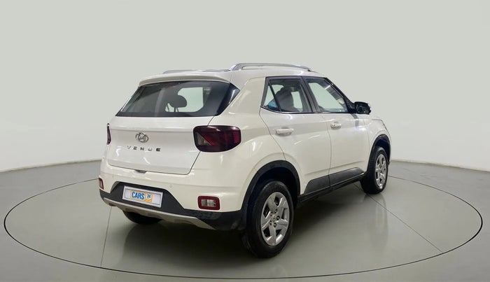 2022 Hyundai VENUE S+ 1.2, Petrol, Manual, 26,508 km, Right Back Diagonal