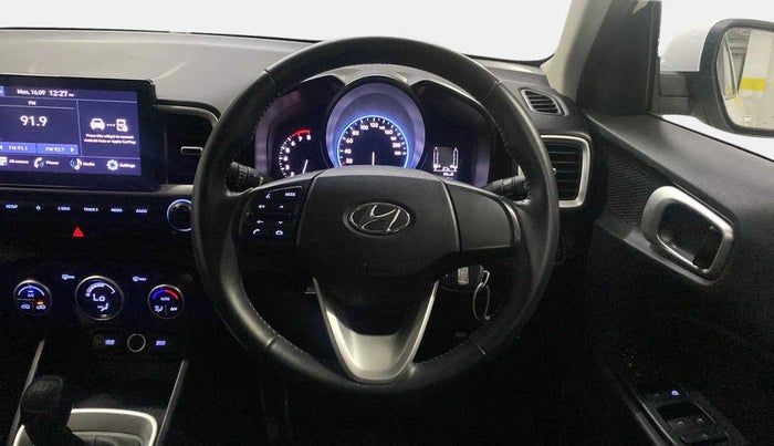 2022 Hyundai VENUE S+ 1.2, Petrol, Manual, 26,508 km, Steering Wheel Close Up