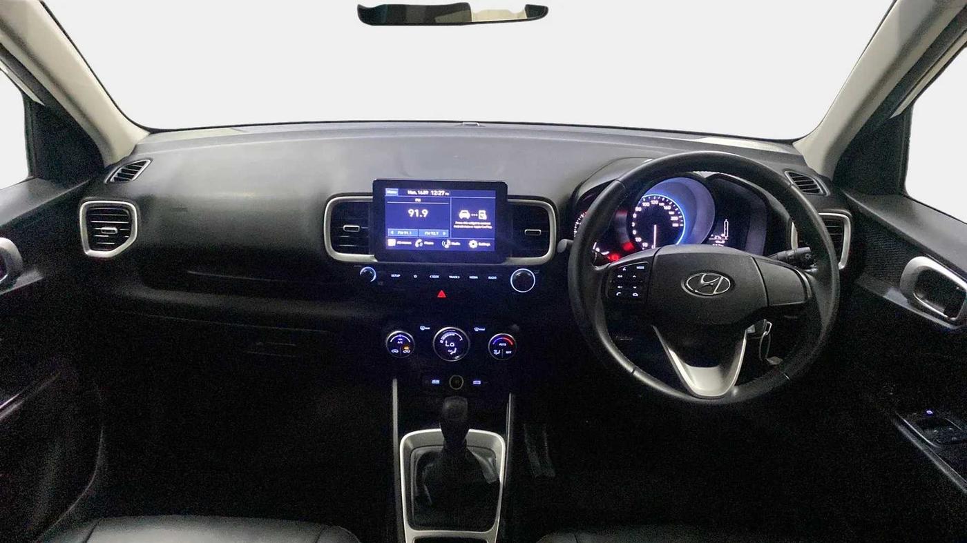 2022 Hyundai VENUE S+ 1.2, Petrol, Manual, 26,508 km, Dashboard