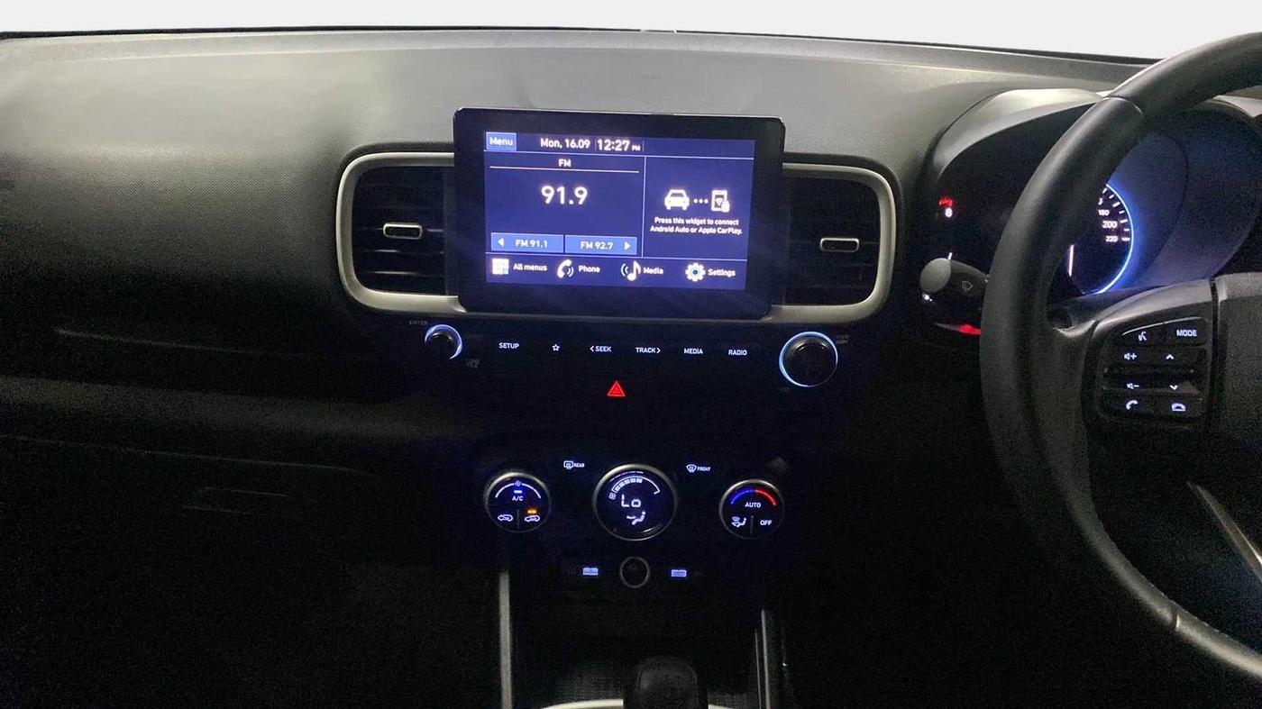 2022 Hyundai VENUE S+ 1.2, Petrol, Manual, 26,508 km, Air Conditioner