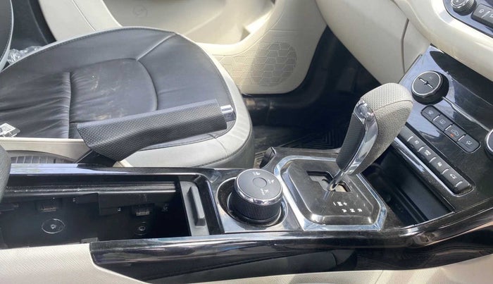 2020 Tata NEXON XZA PLUS (O) PETROL DUAL TONE, Petrol, Automatic, 14,563 km, Gear Lever
