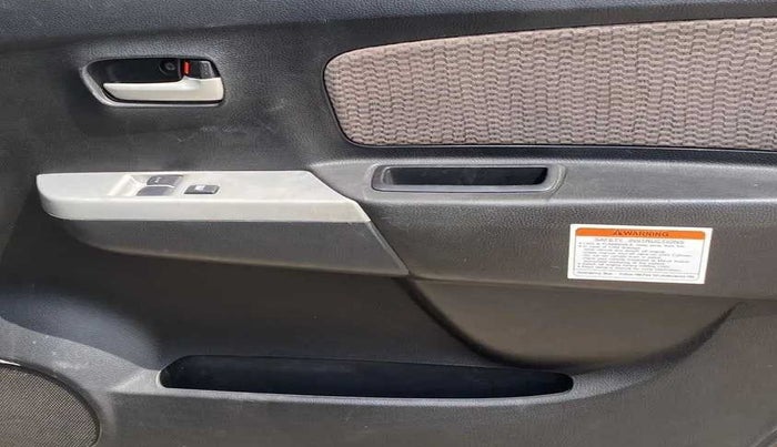 2013 Maruti Wagon R 1.0 LXI CNG, CNG, Manual, 51,559 km, Driver Side Door Panels Control