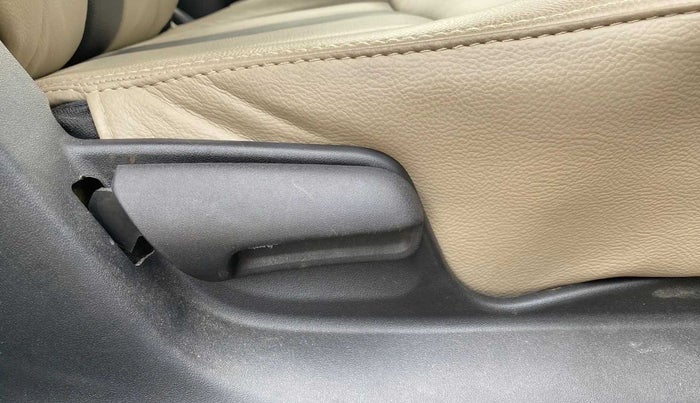 2014 Maruti Swift VXI, Petrol, Manual, 79,520 km, Driver Side Adjustment Panel
