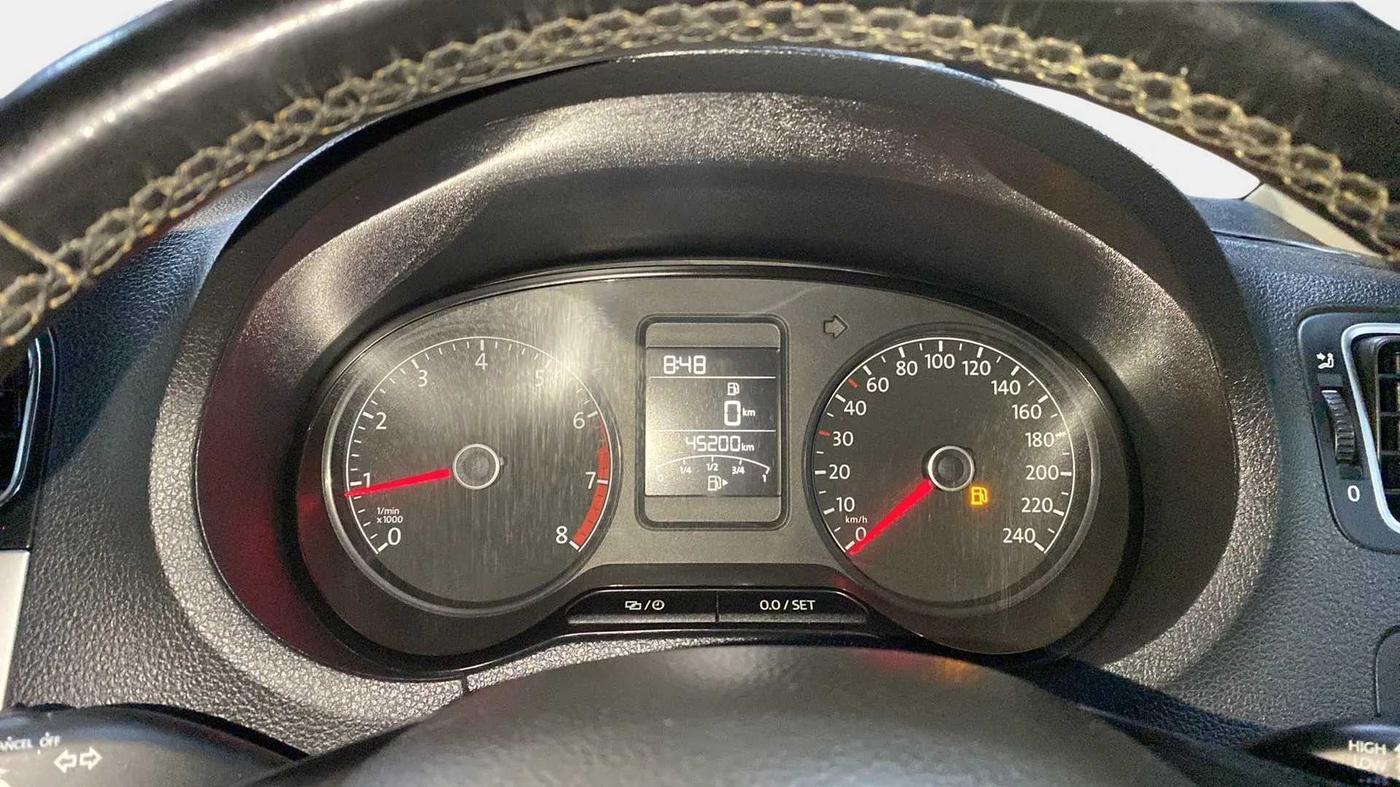 2016 Volkswagen Ameo HIGHLINE1.2L, Petrol, Manual, 45,289 km, Odometer Image
