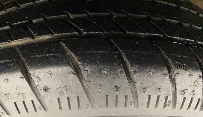 2017 Maruti Celerio ZXI AMT (O), Petrol, Automatic, 32,184 km, Right Rear Tyre Tread