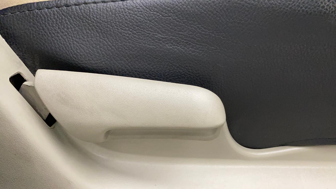 2017 Maruti Celerio ZXI AMT (O), Petrol, Automatic, 32,184 km, Driver Side Adjustment Panel