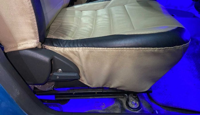 2016 Maruti Alto 800 LXI, Petrol, Manual, 45,663 km, Driver Side Adjustment Panel