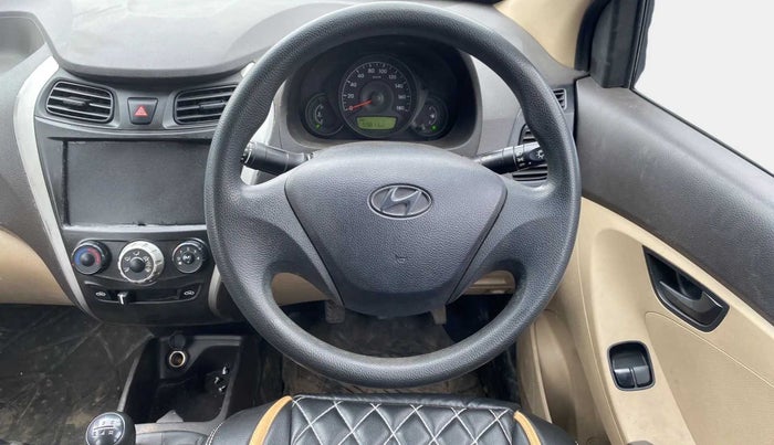 2012 Hyundai Eon ERA +, Petrol, Manual, 59,770 km, Steering Wheel Close Up