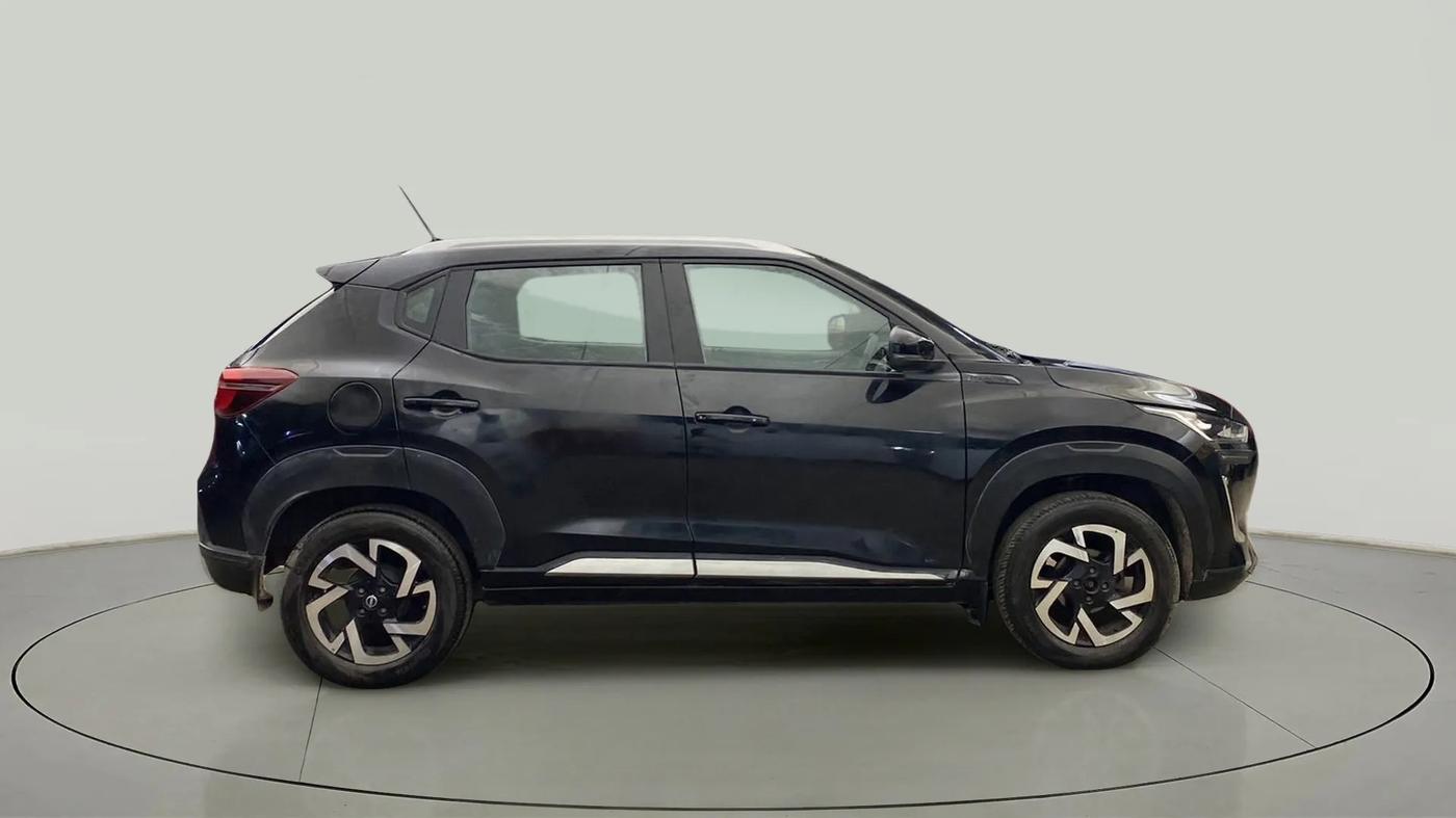 2022 Nissan MAGNITE XV EXECUTIVE, Petrol, Manual, 24,479 km, Right Side View