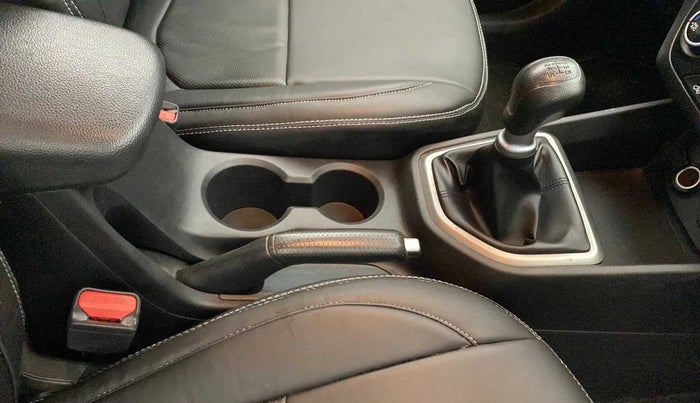 2017 Hyundai Creta E PLUS 1.6 PETROL, Petrol, Manual, 32,146 km, Gear Lever