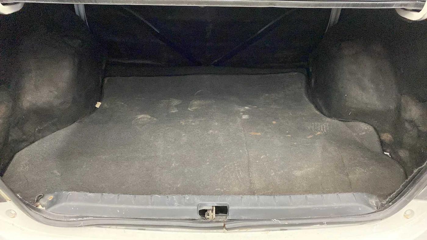 2011 Toyota Etios G, Petrol, Manual, 1,01,740 km, Boot Inside