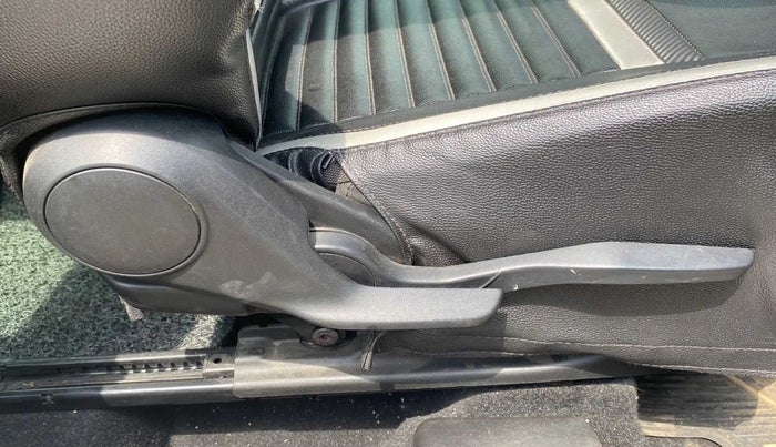 2018 Maruti Baleno ALPHA DIESEL 1.3, Diesel, Manual, 39,099 km, Driver Side Adjustment Panel