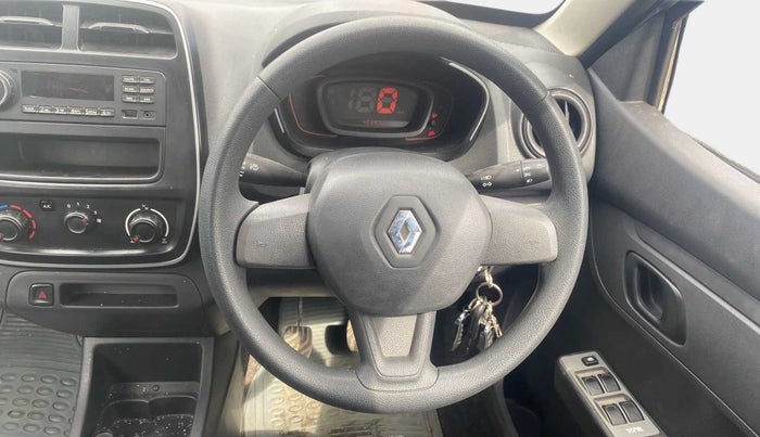 2016 Renault Kwid RXE, Petrol, Manual, 41,382 km, Steering Wheel Close Up