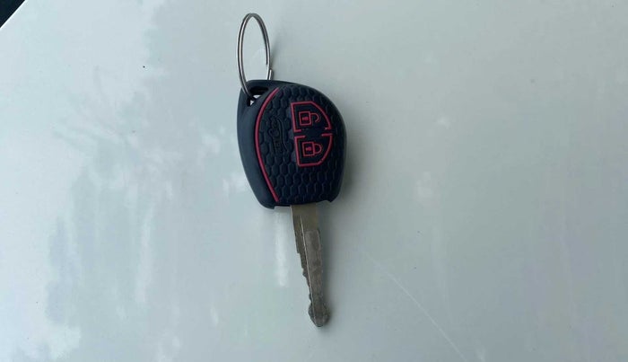 2021 Maruti Ertiga VXI SHVS, Petrol, Manual, 17,972 km, Key Close Up