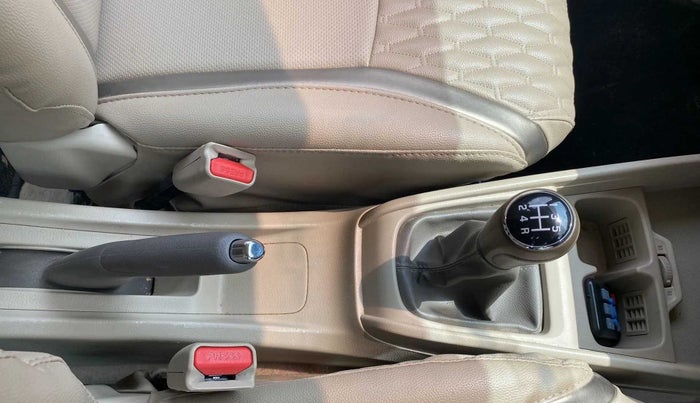 2021 Maruti Ertiga VXI SHVS, Petrol, Manual, 17,972 km, Gear Lever
