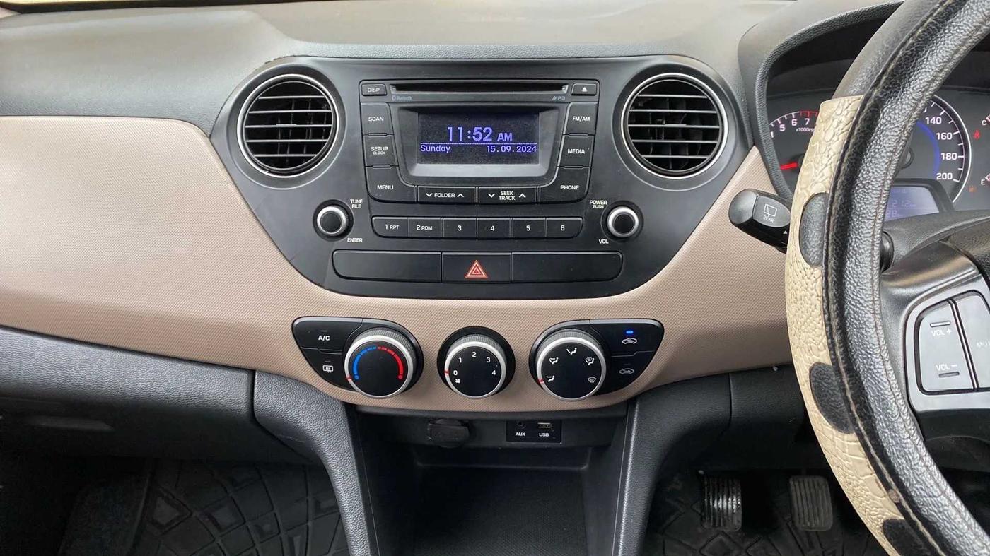 2016 Hyundai Grand i10 ASTA 1.2 KAPPA VTVT, Petrol, Manual, 84,643 km, Air Conditioner