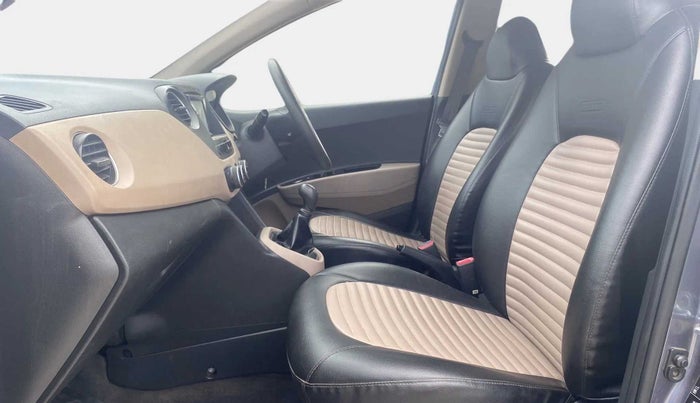 2017 Hyundai Grand i10 MAGNA 1.2 KAPPA VTVT, CNG, Manual, 77,433 km, Right Side Front Door Cabin