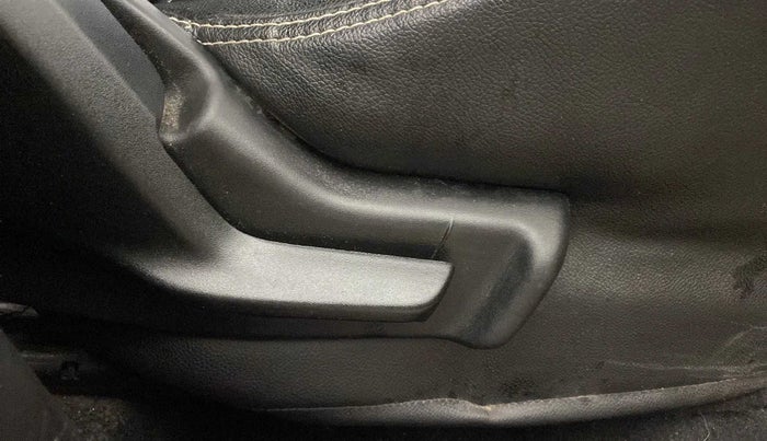 2018 Maruti IGNIS DELTA 1.2, Petrol, Manual, 57,626 km, Driver Side Adjustment Panel