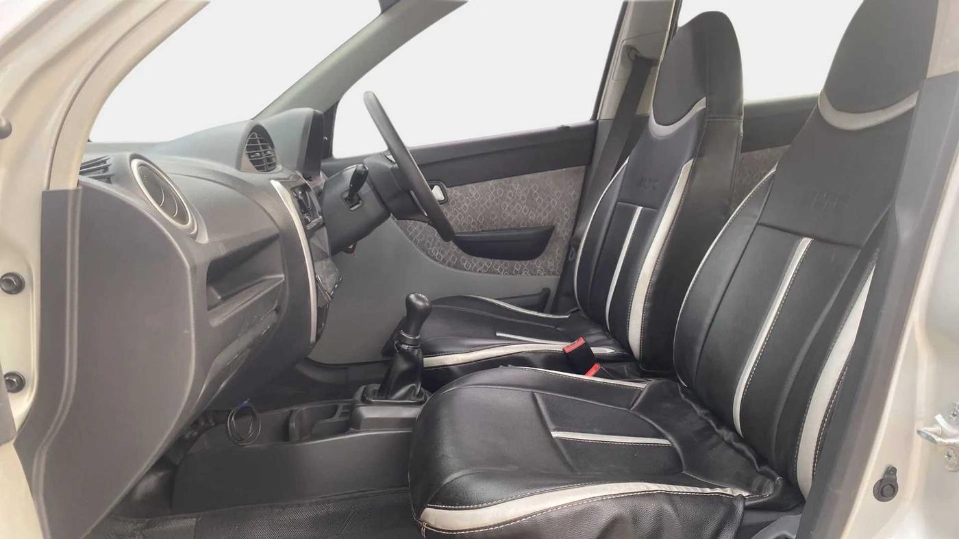 2017 Maruti Alto 800 LXI, Petrol, Manual, 28,267 km, Right Side Front Door Cabin