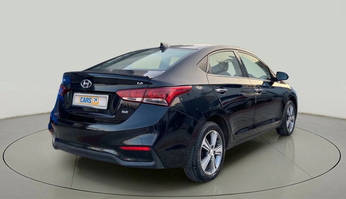 2018 Hyundai Verna 1.6 VTVT SX, Petrol, Manual, 70,222 km, Right Back Diagonal